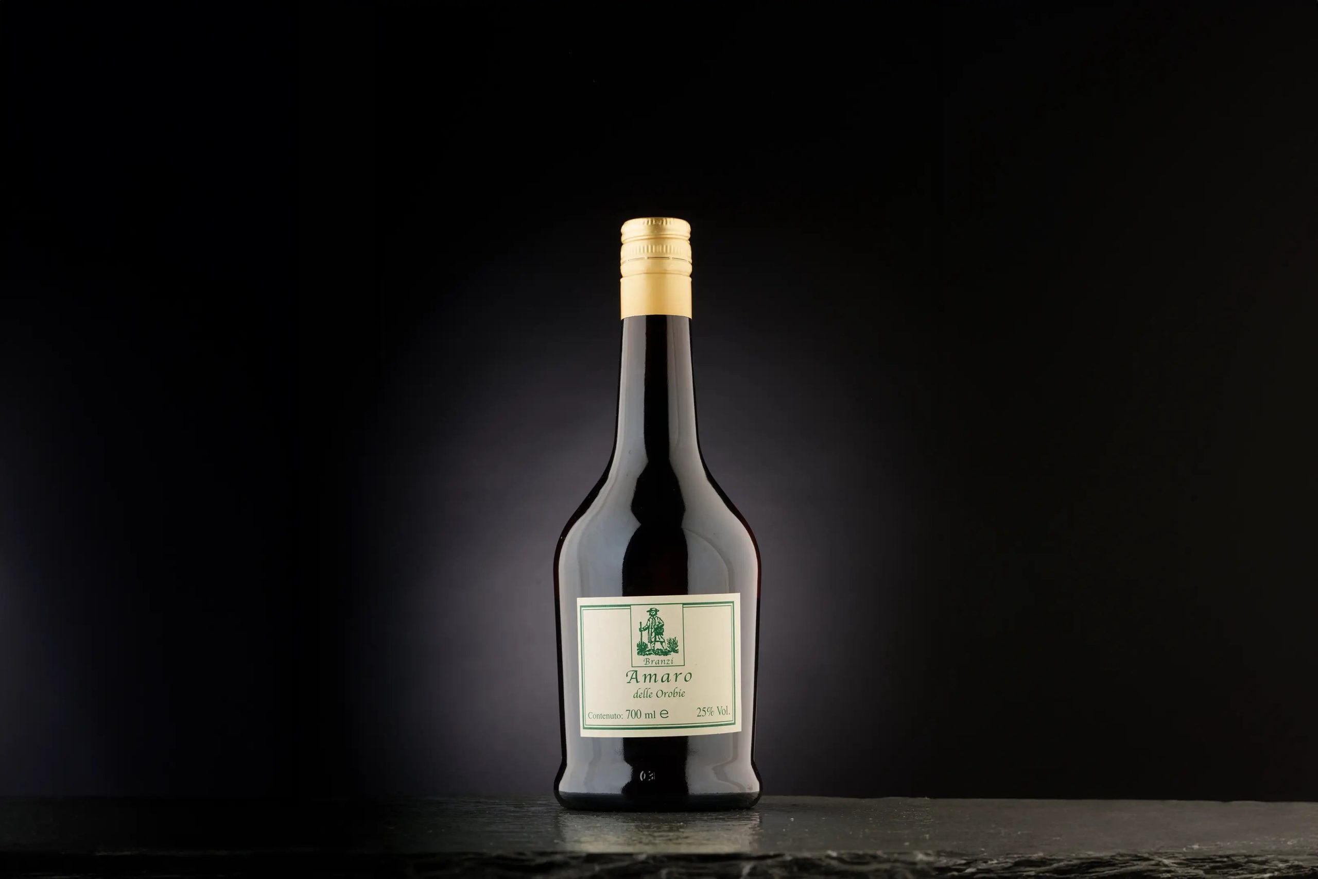 Amaro Branzi alle Erbe di Montagna
